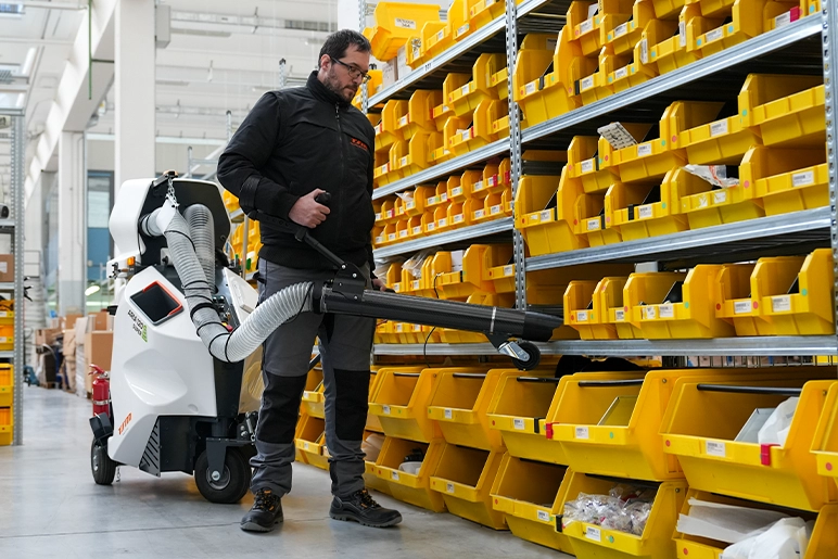 ARIA-120-SCAFFALE-GIALLO